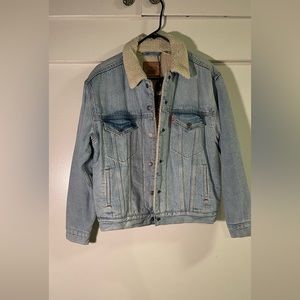 Levi’s Ex-boyfriend Trucker Jacket *****BRAND NEW!!!!!!!!*****